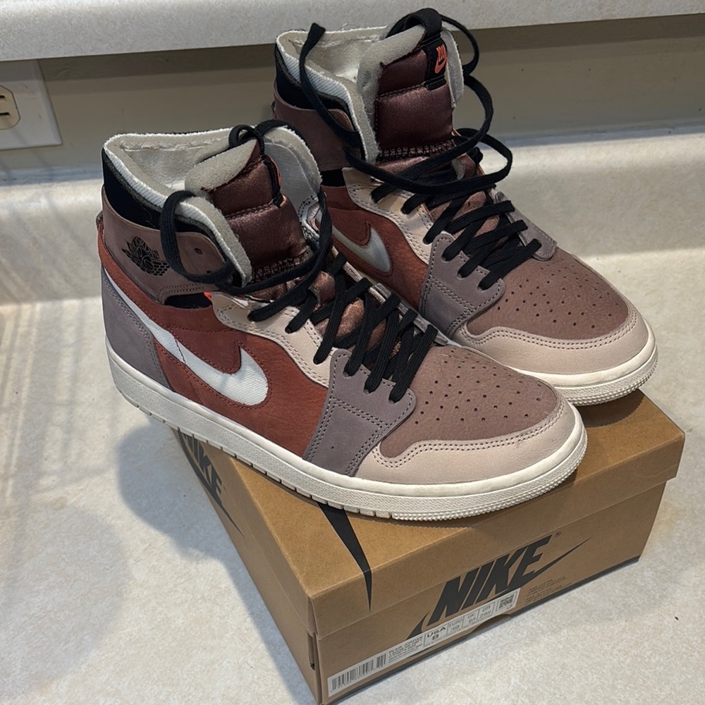 Nike Pink and Purple Sneakers High-Top Design